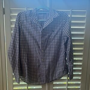 Boys buttons down- read size description